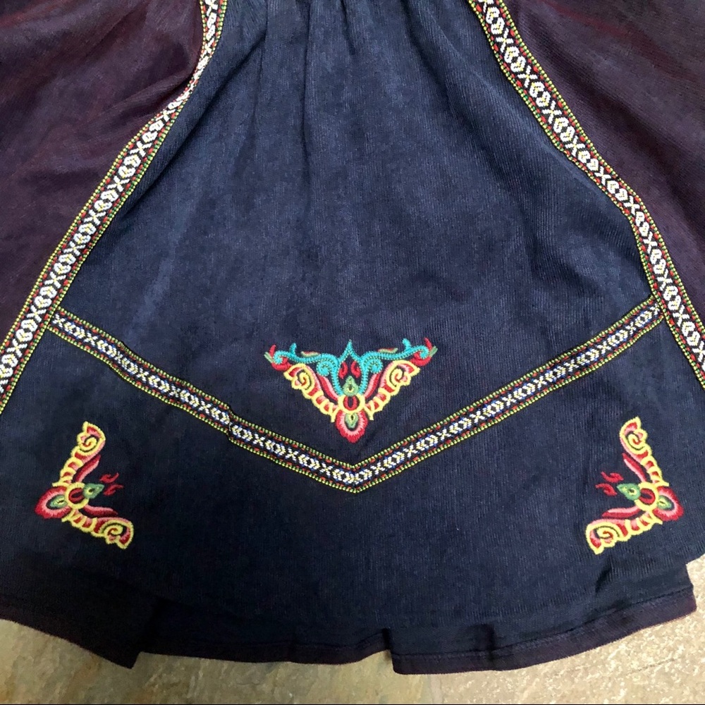 NWT Embroidered Skort - Picture 3 of 9